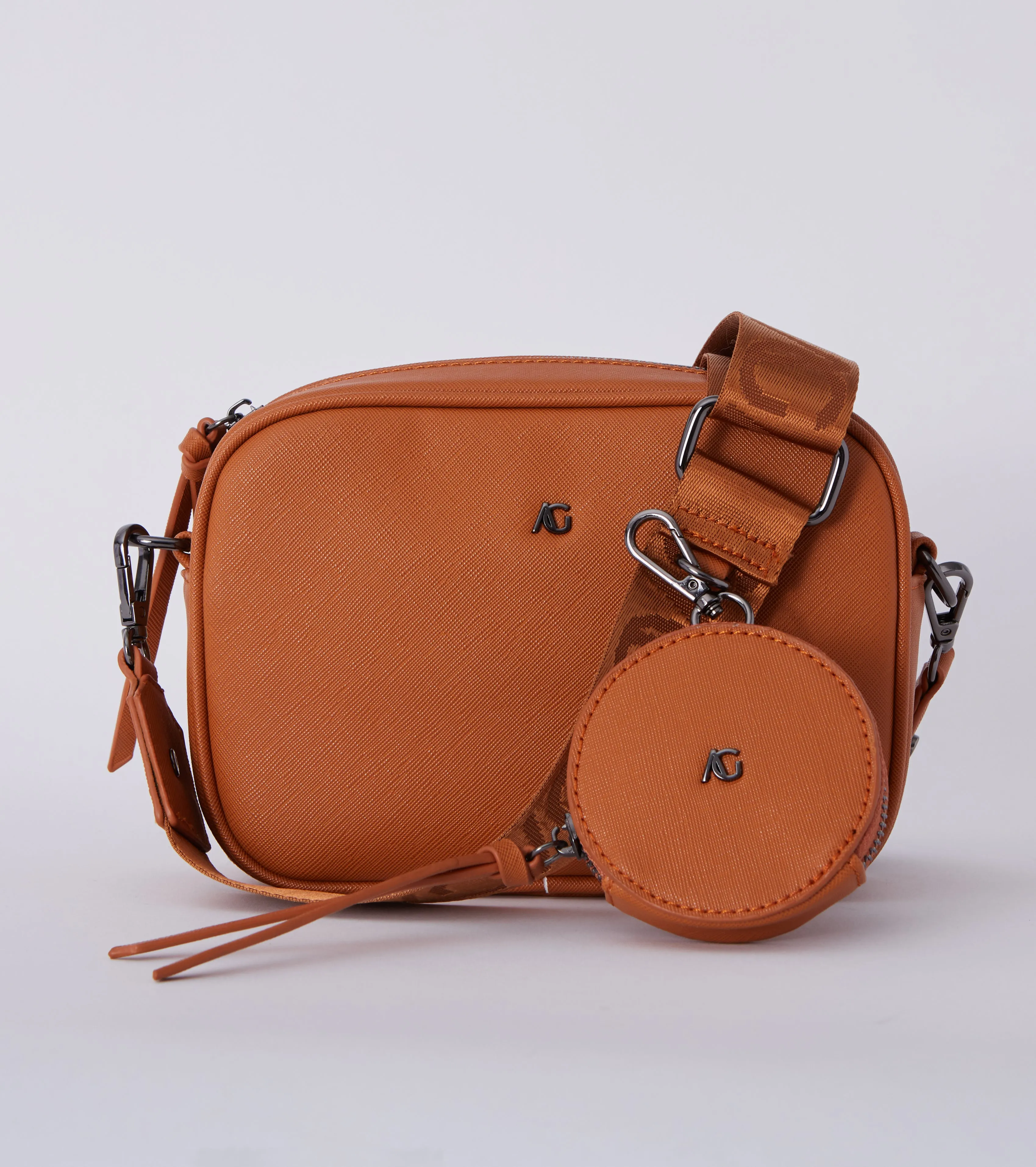 AG47 Hayley CrossBody - Camel