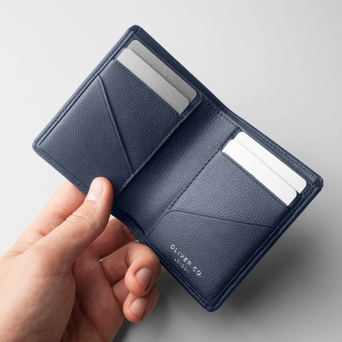 Billfold Compact Wallet | Grained Apple Skin