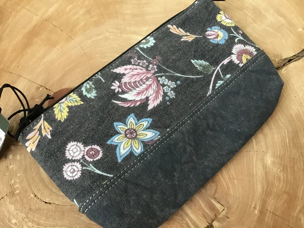 Black Floral Wristlet Purse