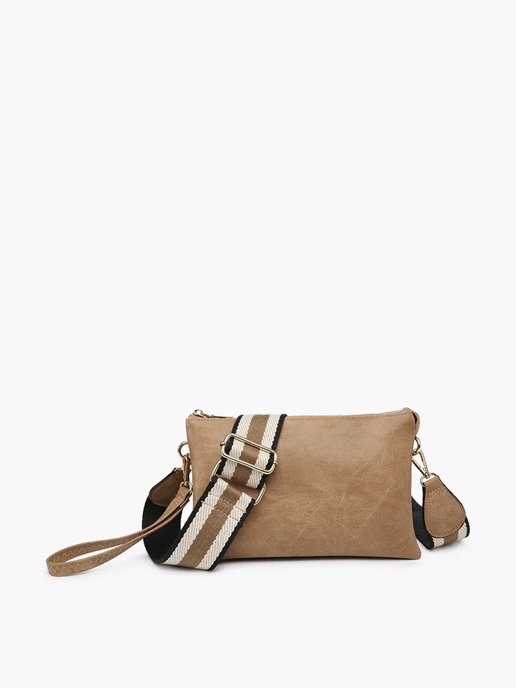 Jen & Co. Izzy Hobo Chain Crossbody