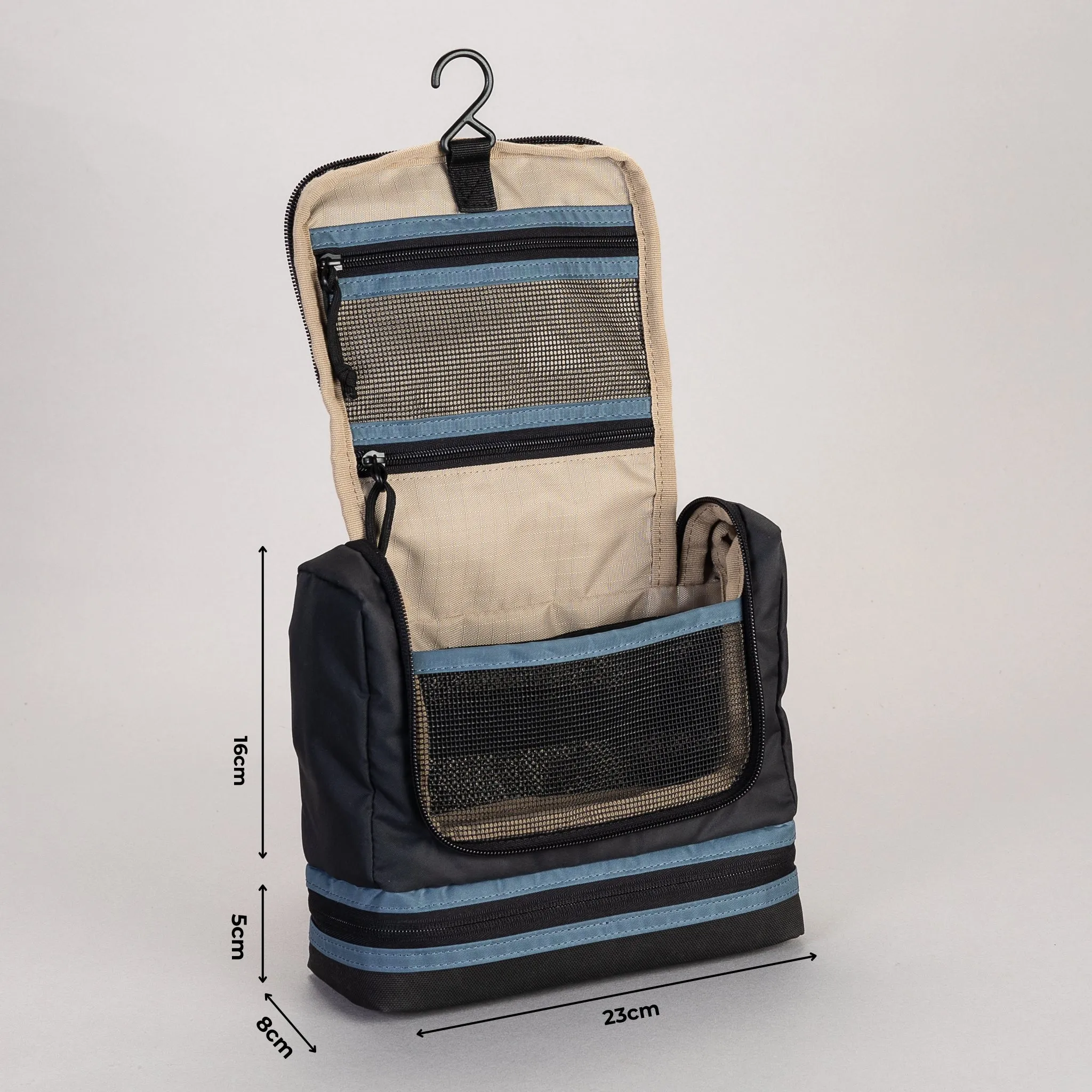 Sandi Hang-Up Washbag